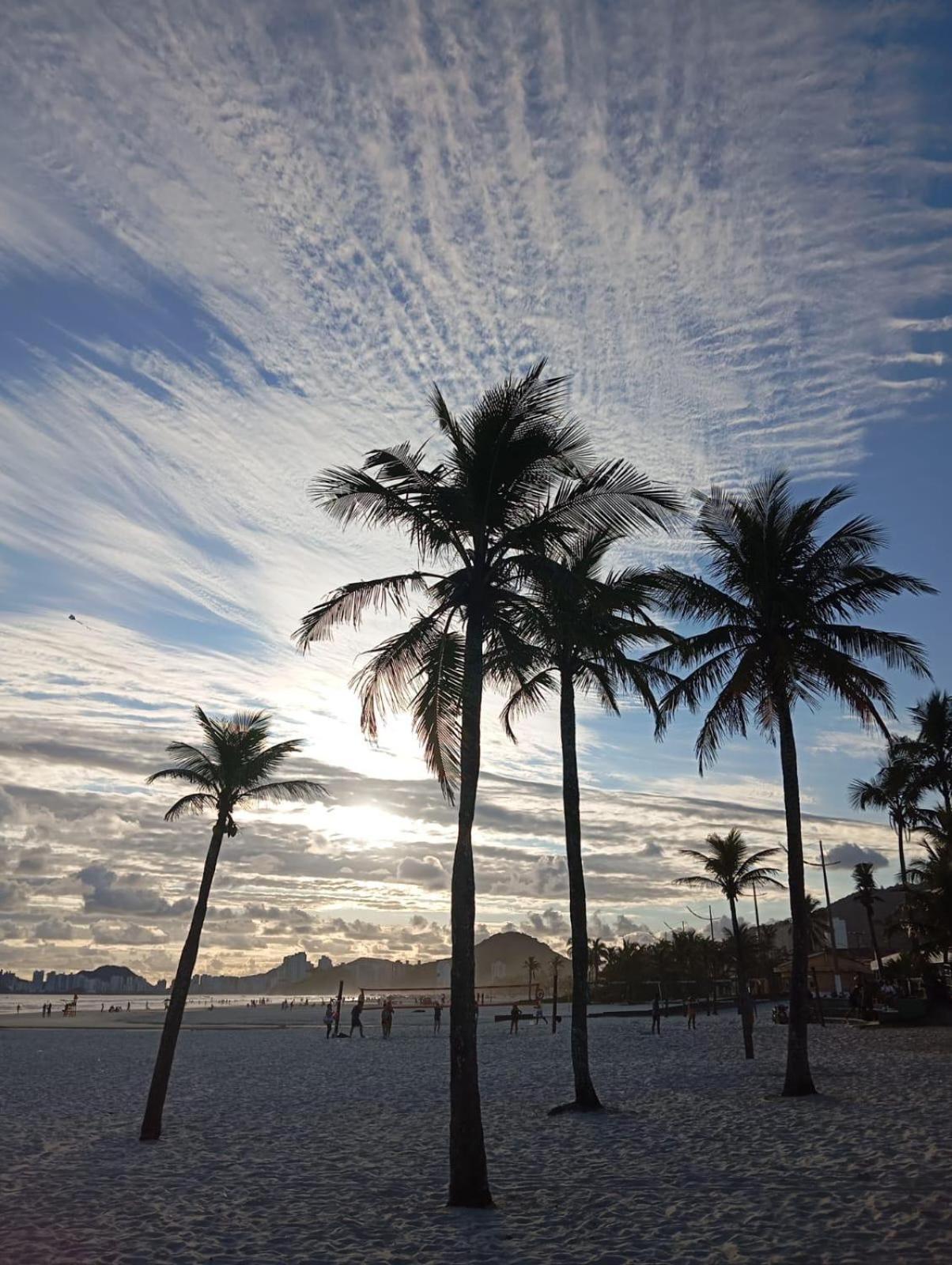 Apto Praia Da Enseada 4 Pessoas Guarujá Buitenkant foto